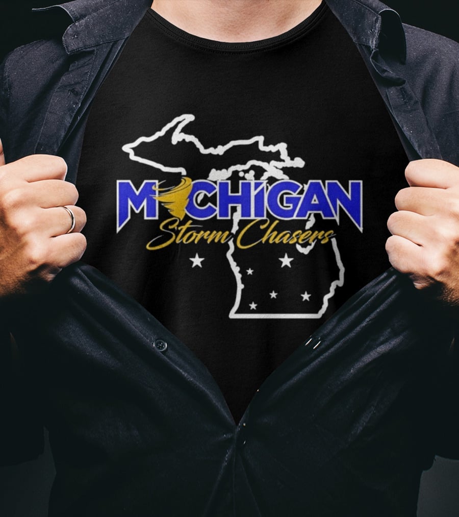 Michigan Storm Chasers Map Tornado Stars T-Shirt