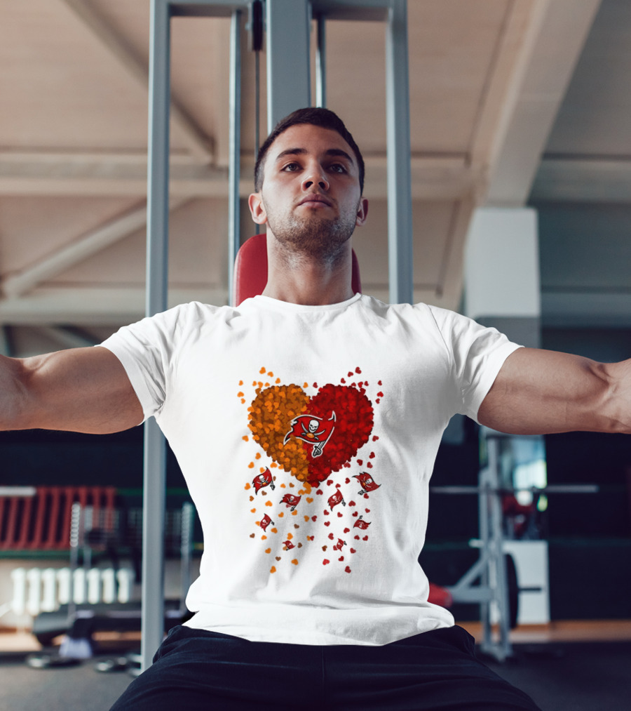 Heart Tampa Bay Buccaneers Football 2026 Iconic Team Spirit T-Shirt