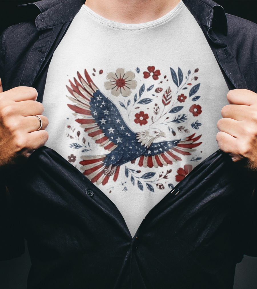 Patriotic Eagle 4th Of July USA 250th Anniversary Freedom Floral T-Shirt