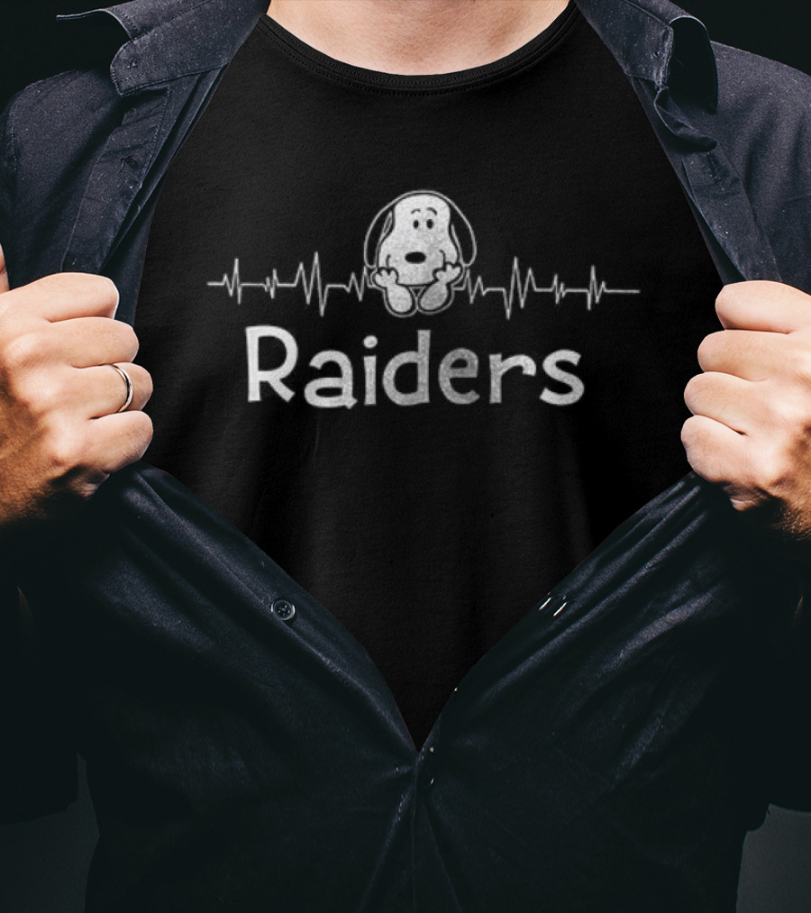 Las Vegas Raiders Peanuts Snoopy Nurse Love T-Shirt