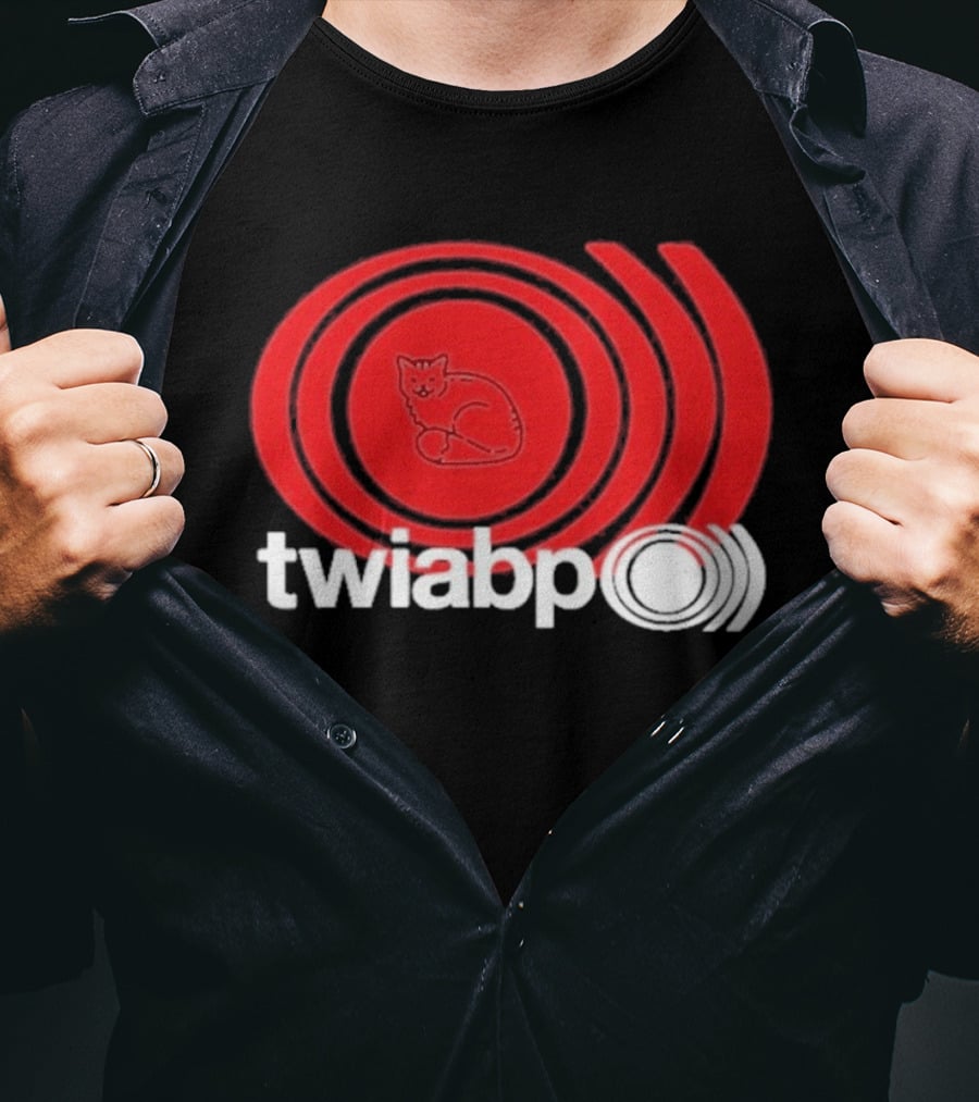 Twiabp Sunn Rip Cat In Red Concentric Circle T-Shirt