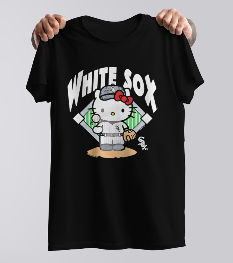 Hello Kitty Playing Baseball With Chicago White Sox T-Shirt