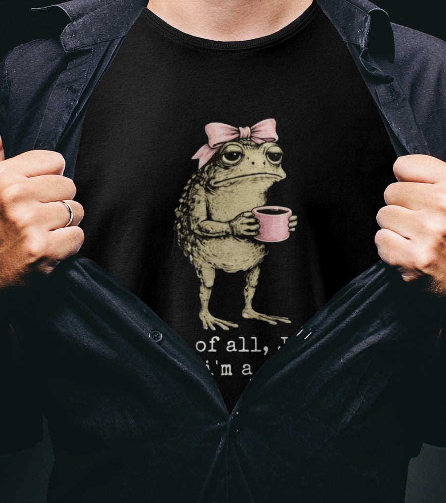 Christian Frog First Of All Jesus Thinks I'm A Delight Pink Bow Cute Cup T-Shirt