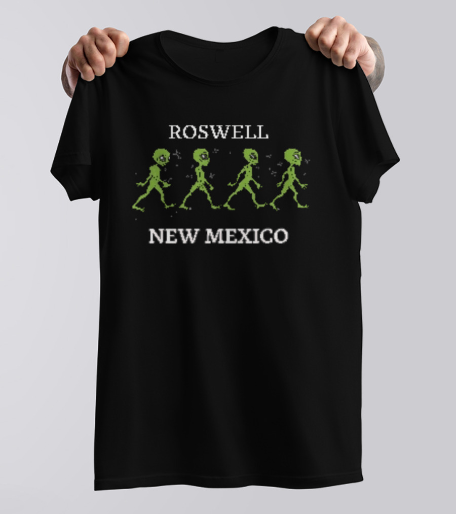 Roswell New Mexico Alien Walking Green Figures T-Shirt