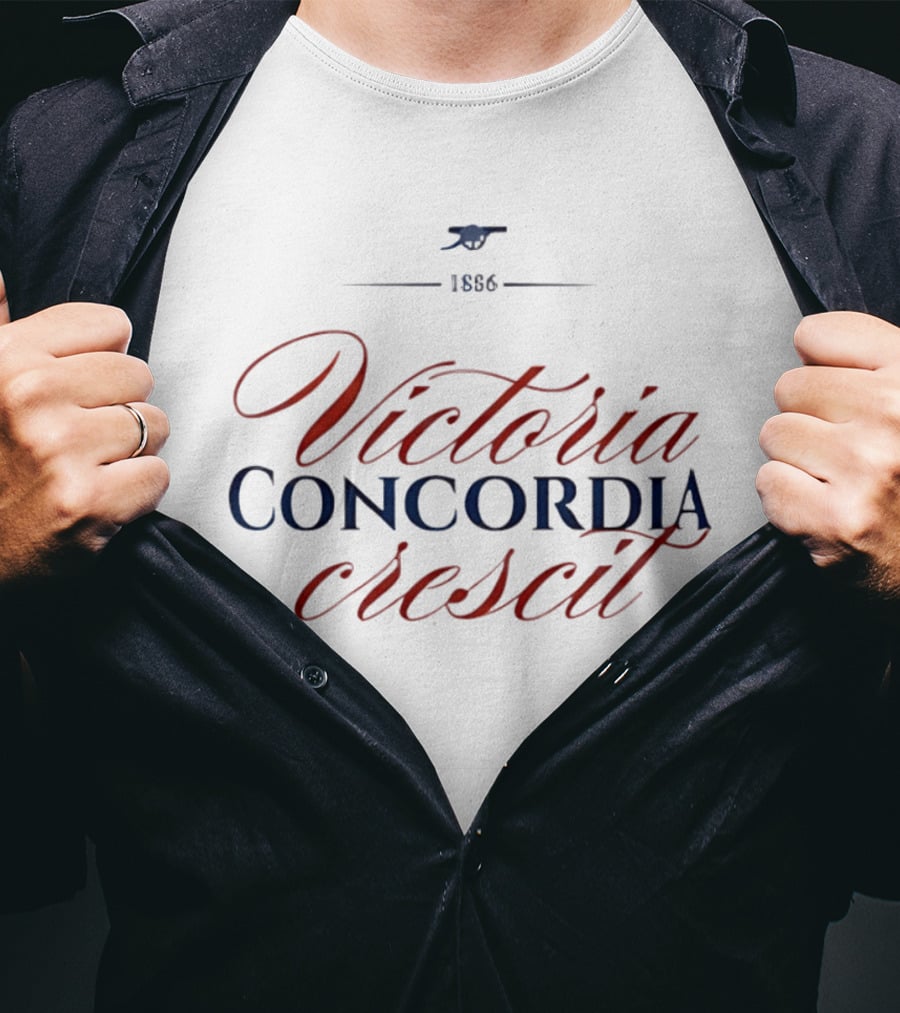 Arsenal FC 1886 Victoria Concordia Crescit T-Shirt