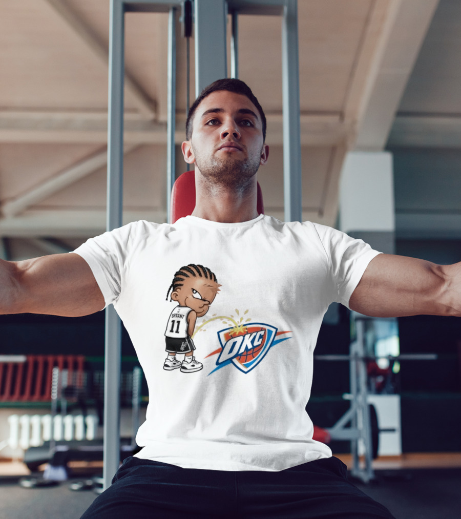 San Antonio Spurs Carter Bryant Peeing On OKC Thunder Caricature T-Shirt