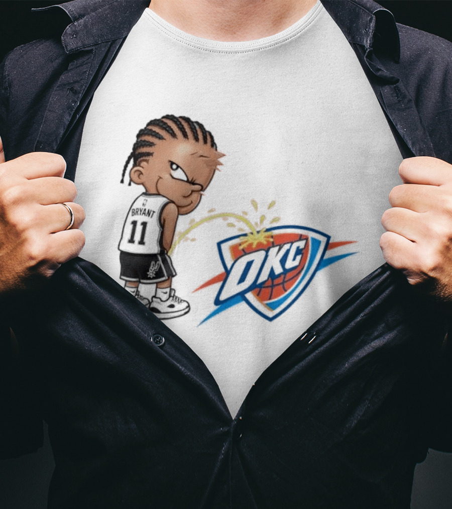San Antonio Spurs Carter Bryant Peeing On OKC Thunder Caricature T-Shirt