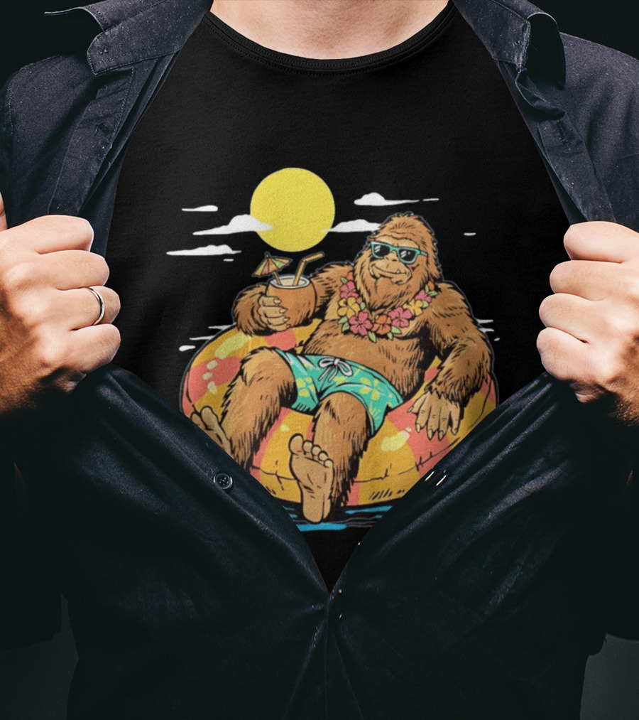 Bigfoot Lounging With A Cocktail In Tropical Beach Getaway Scene T-Shirt