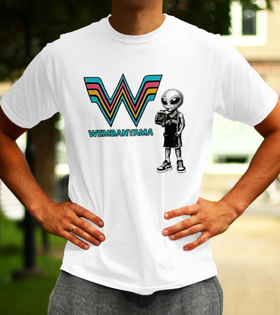 San Antonio Spurs Wembanyama Alien Drinking Spurs T-Shirt