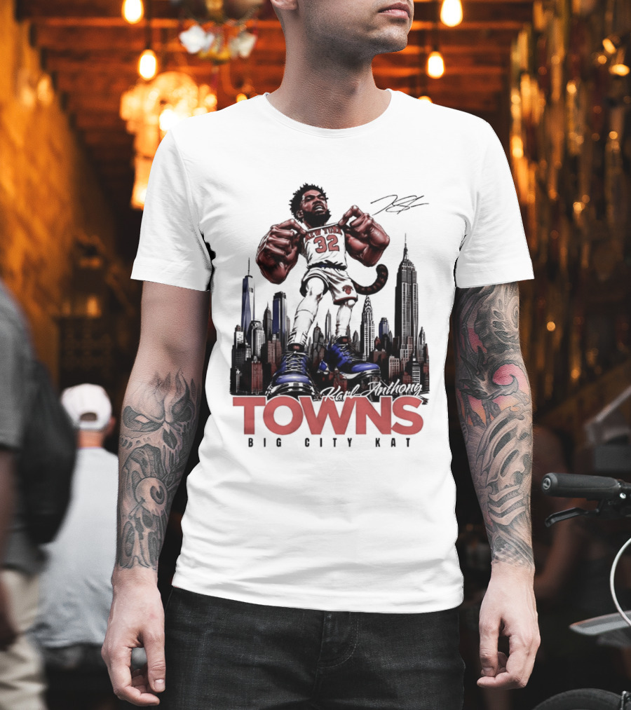 Karl Anthony Towns 32 Big City Kat NYC Skyline T-Shirt