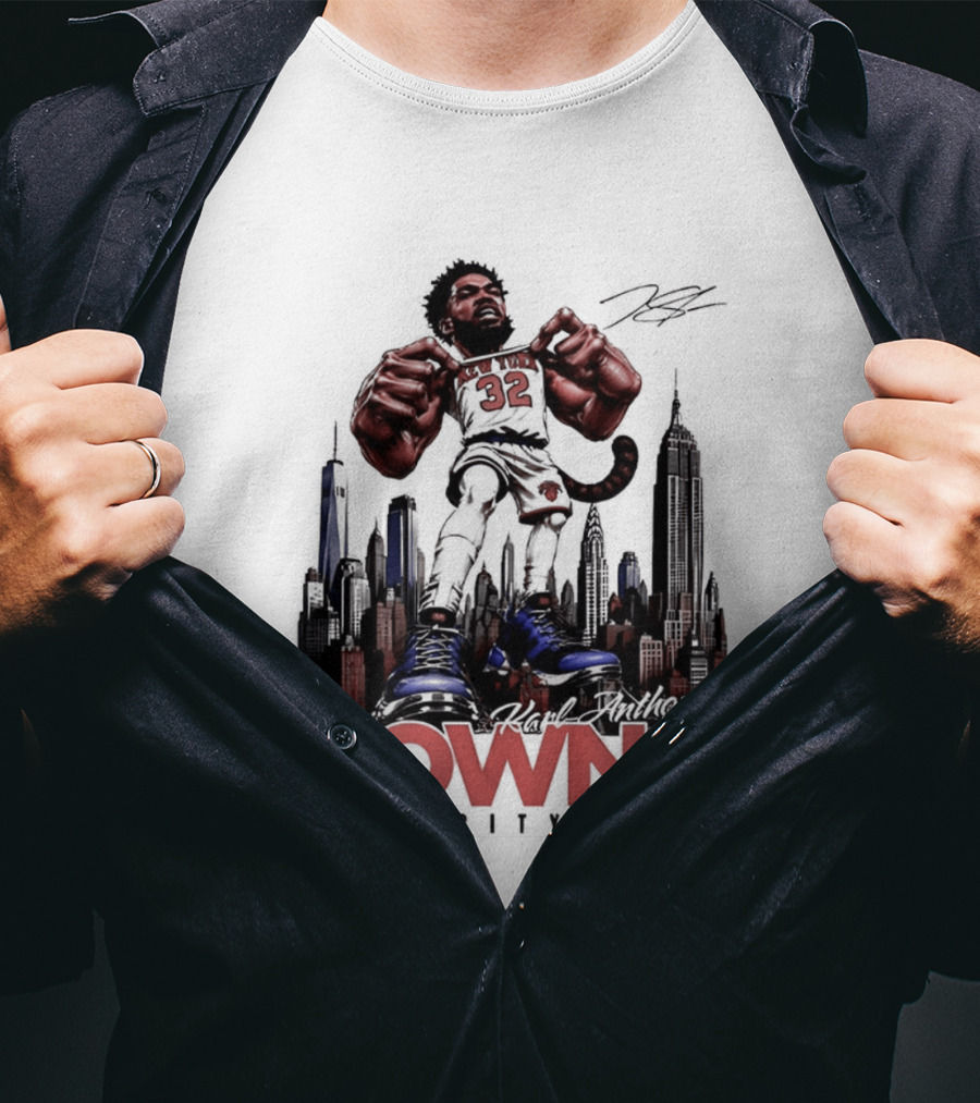 Karl Anthony Towns 32 Big City Kat NYC Skyline T-Shirt