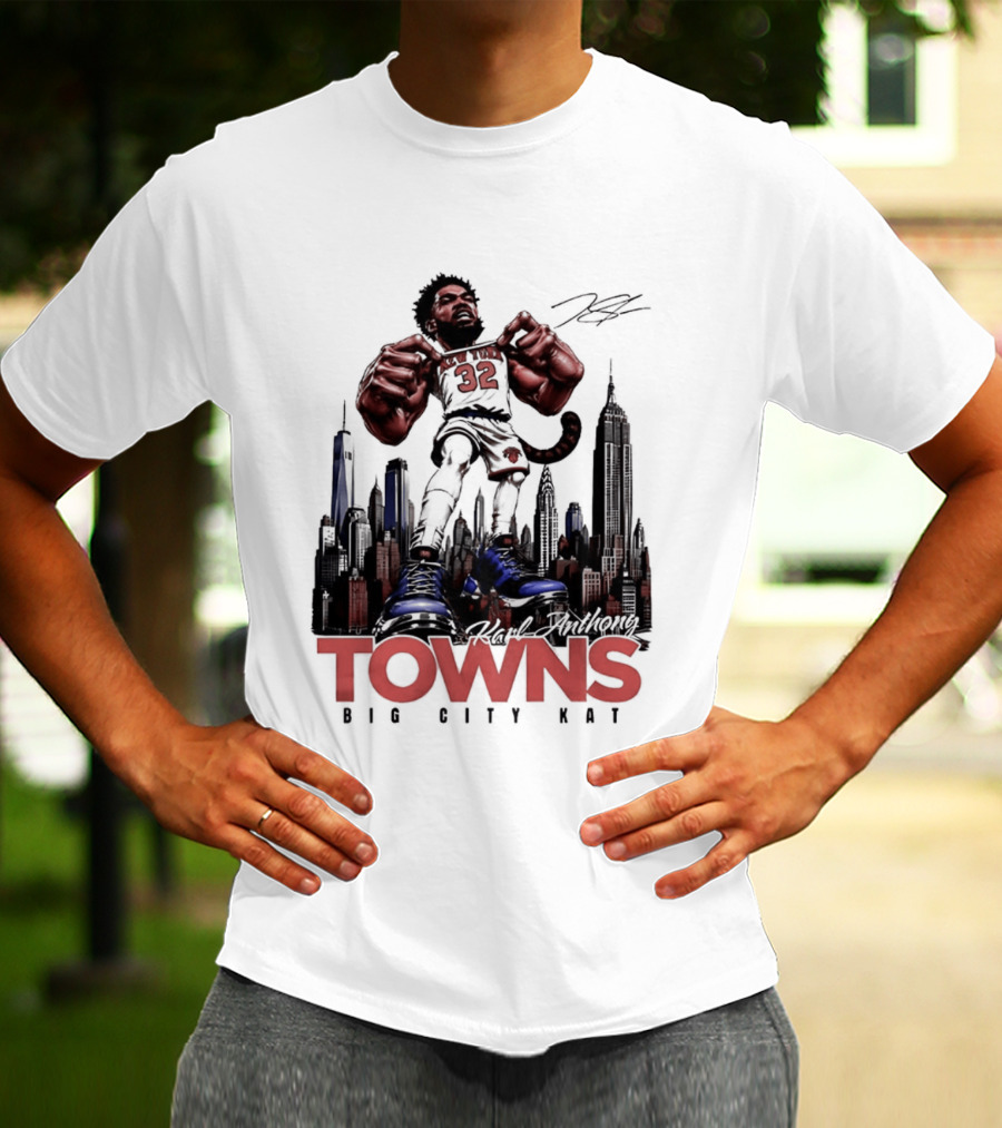 Karl Anthony Towns 32 Big City Kat NYC Skyline T-Shirt