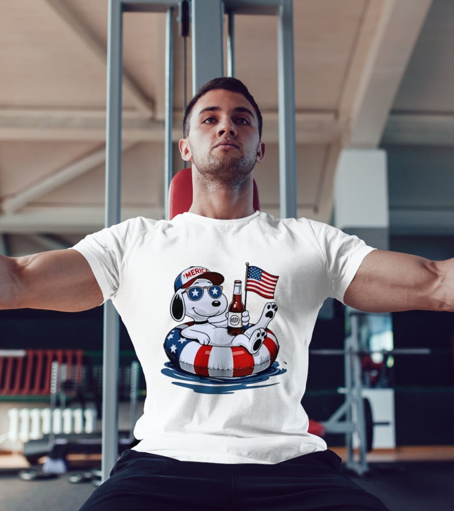 Snoopy Patriotic American Flag Beer Floaty Relaxing T-Shirt