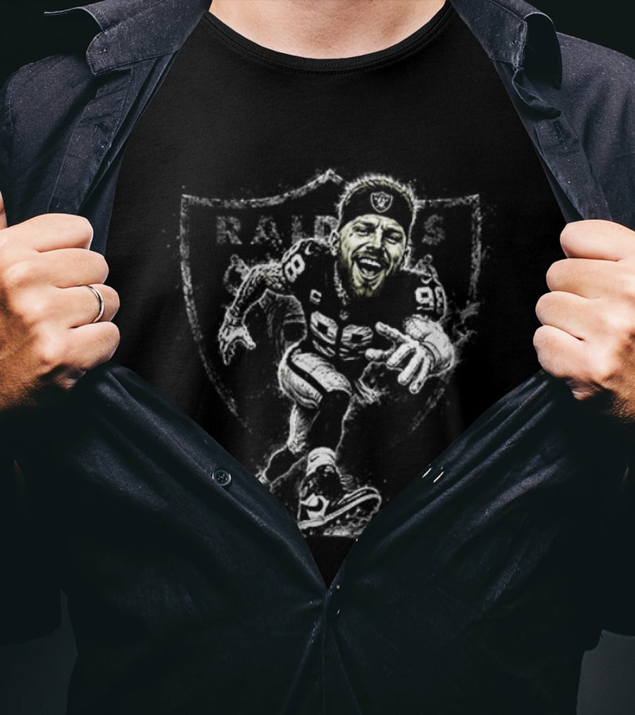 Las Vegas Raiders Maxx Crosby Caricature NFL Player 98 T-Shirt
