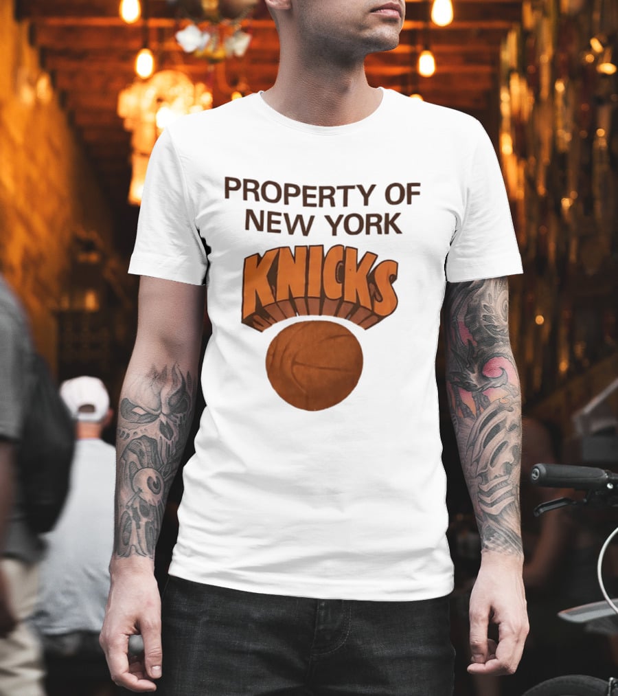 New York Knicks Basketball Property T-Shirt