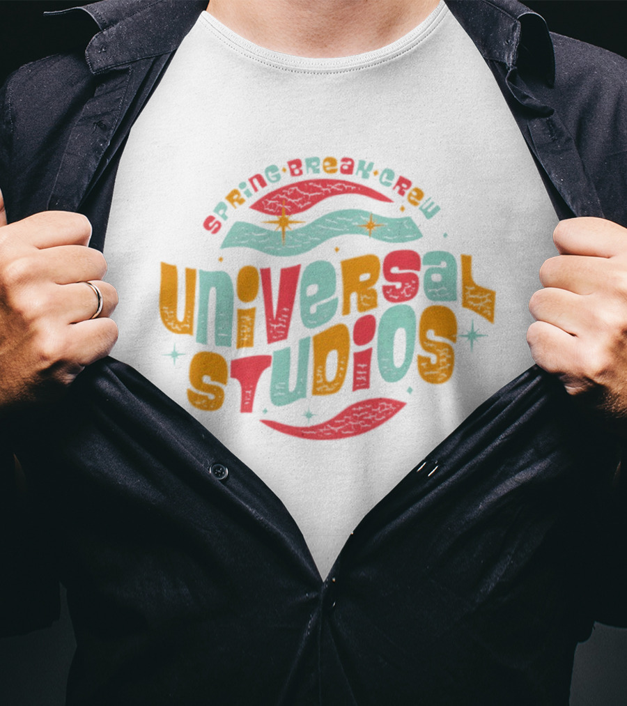 Universal Studios Spring Break Crew Retro Wave T-Shirt