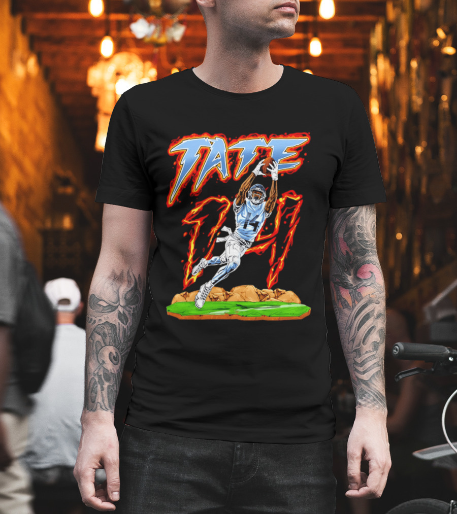 Tennessee Titans Carnell Tate Hand Drawn 17 Football T-Shirt