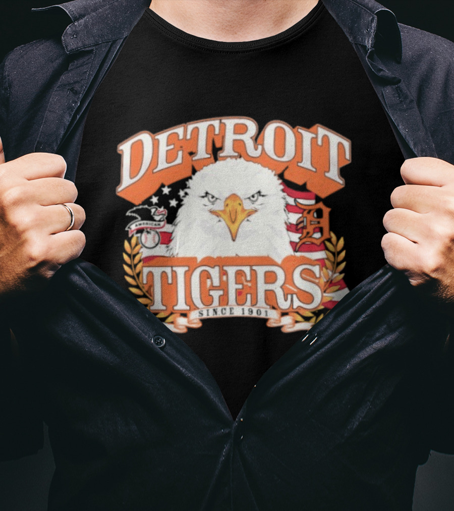 Detroit Tigers Eagle Emblem With American Flag And Stars T-Shirt