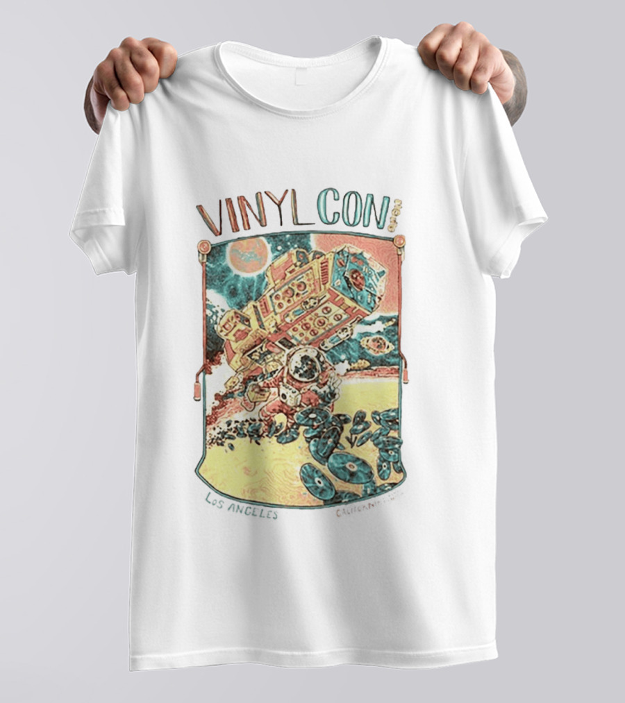 VinylCon 2026 Los Angeles August 22 23 Astronaut Carrying Boom Box With Flying Records Event T-Shirt