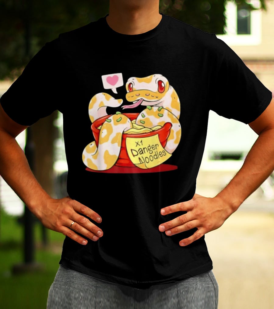Snake Love X1 Danger Noodles Cartoon Cute Snake With Heart Speech Bubble T-Shirt