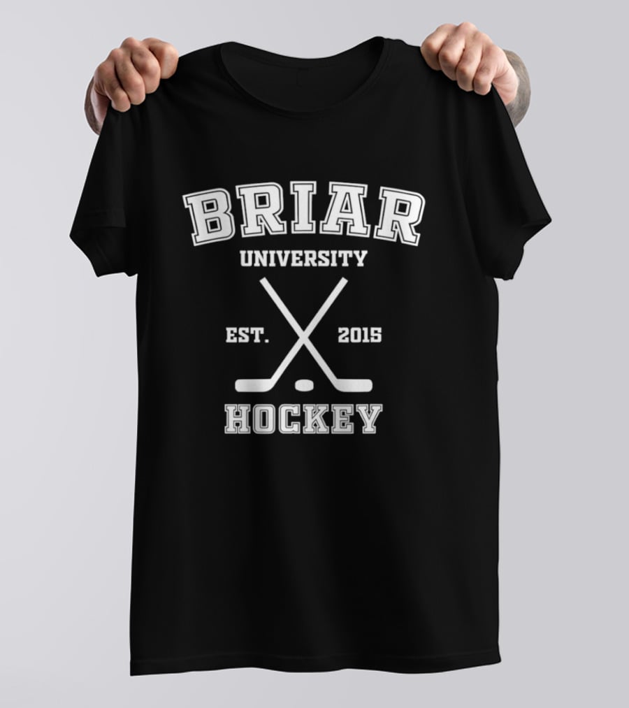 Briar University Hockey Est 2015 Crossed Sticks Sports Team T-Shirt