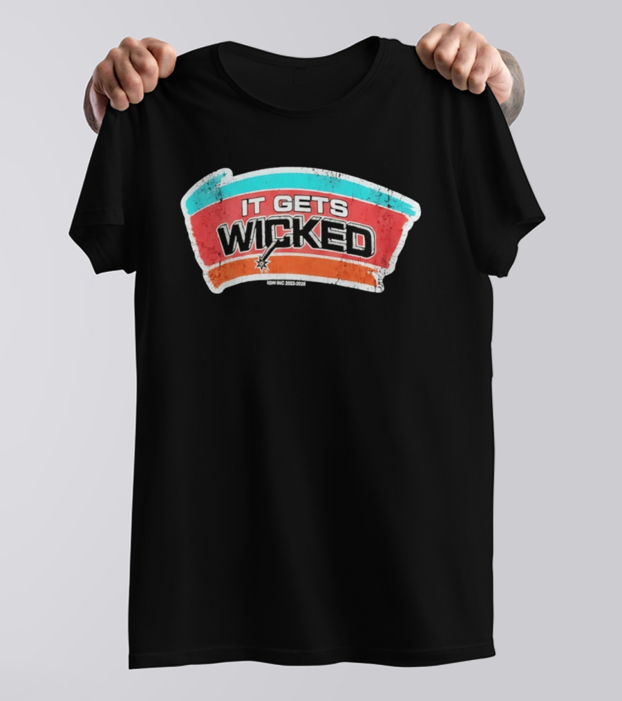 It Gets Wicked Spurs Fiesta Distressed Retro Vintage 2023 T-Shirt