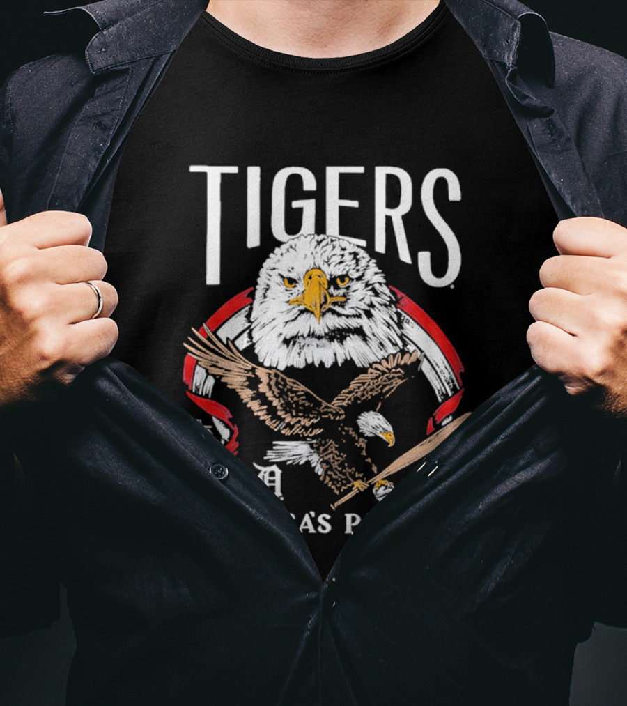 Tigers Eagle America's Pastime Bald Eagle Baseball Bat Iconic 250th Anniversary T-Shirt
