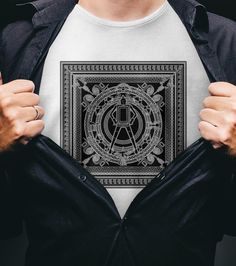 Aztec God Warrior Mesoamerican Calendar Stone Symbols Ancient Mexico Mythology T-Shirt