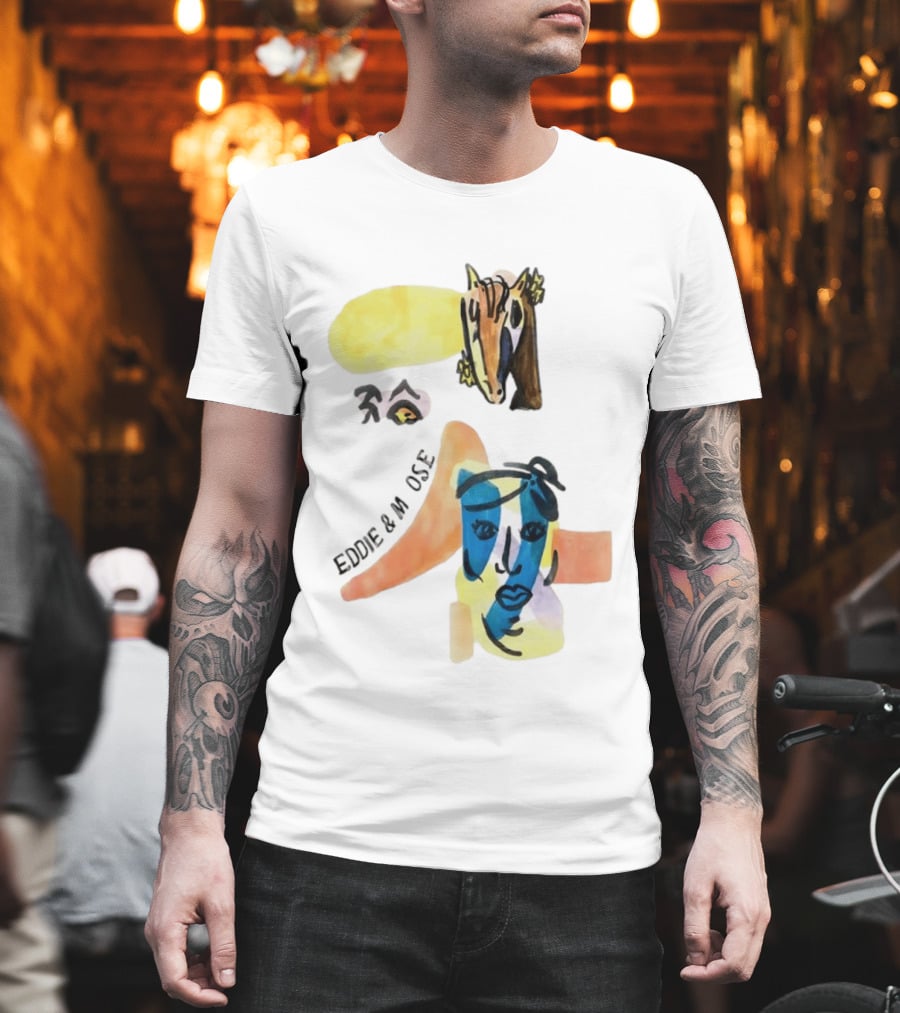 Eddie And Moose Horse Head Face Eye Shape Abstract Eddie And M CSE T-Shirt