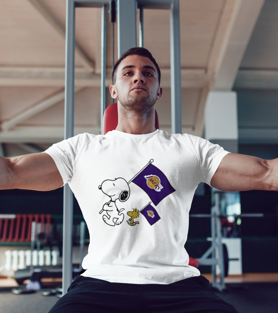 Los Angeles Lakers Snoopy And Woodstock Holding Team Flags T-Shirt