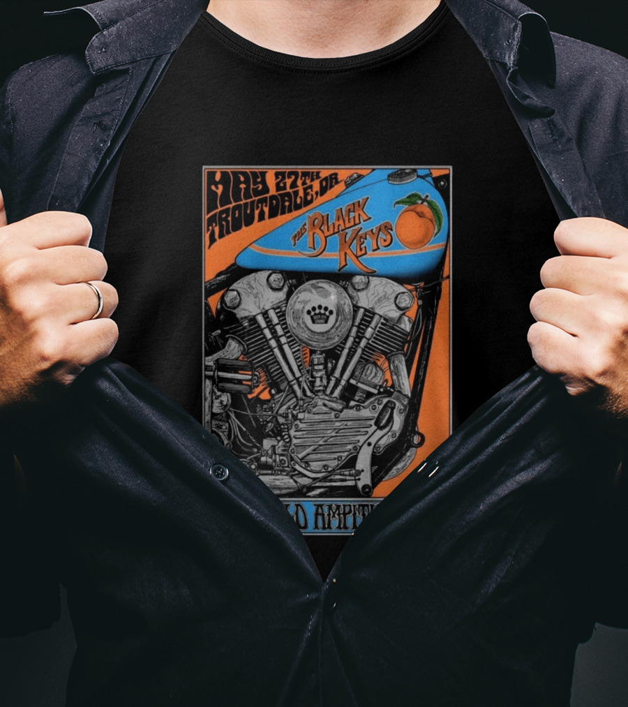 May 27 Troutdale OR The Black Keys Motorcycle Edgefield Amphitheater T-Shirt