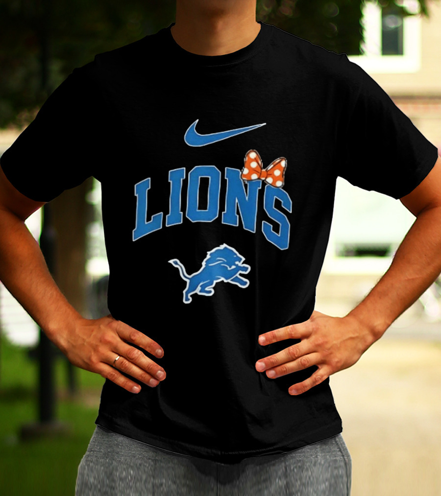 Detroit Lions Boo To You Fa Boo Lous Rugby Sports Team Halloween Bow T-Shirt