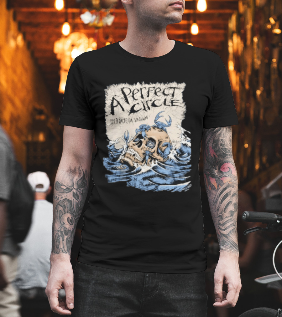 A Perfect Circle Skull Red Bacteria Vacuum Oceanic T-Shirt