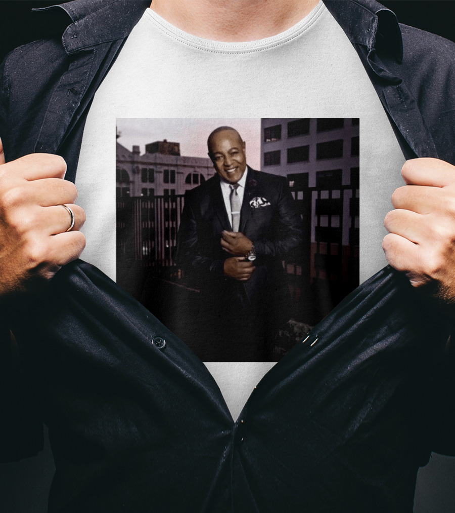 Peabo Bryson Soul Singer Known As The Voice Of Love Dies At 75 T-Shirt