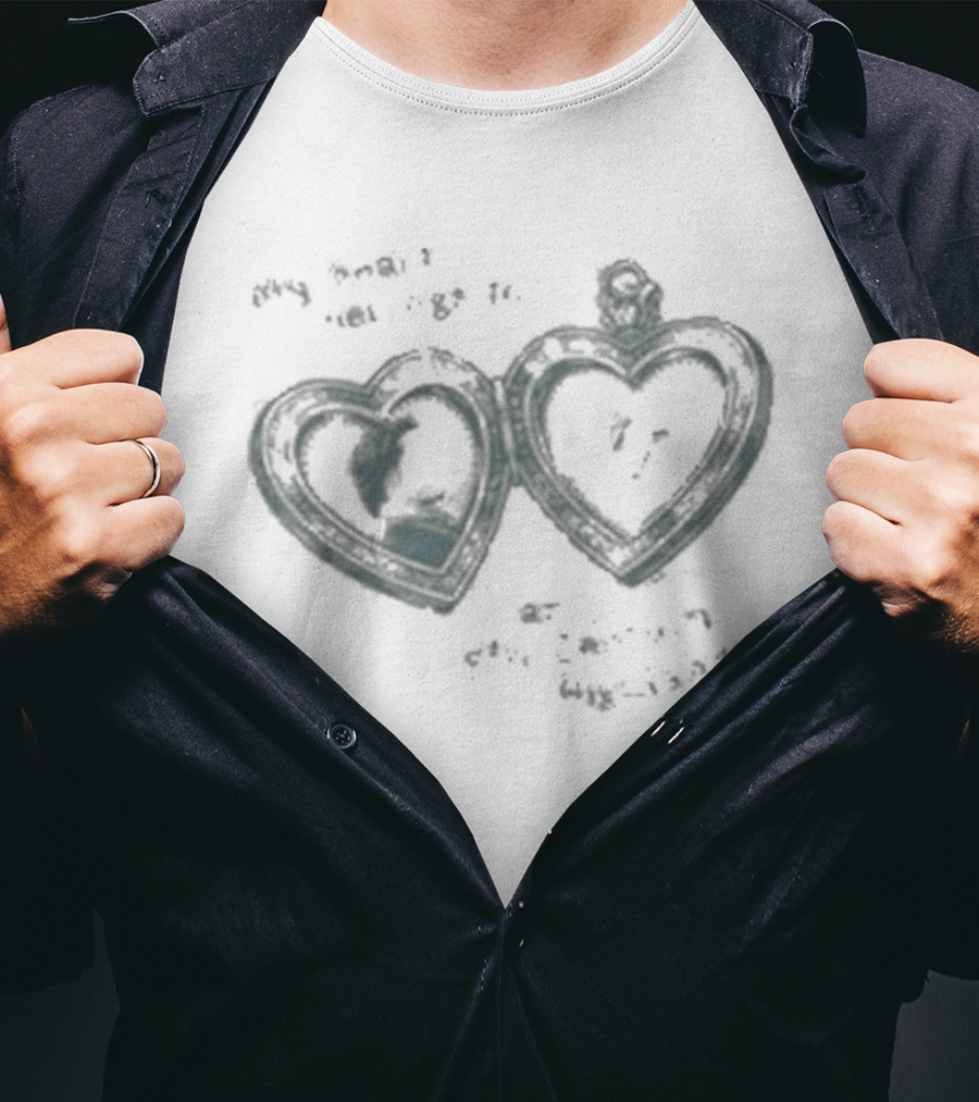 Outlander My Heart Belongs To An 18th Century Highlander Double Heart Map T-Shirt