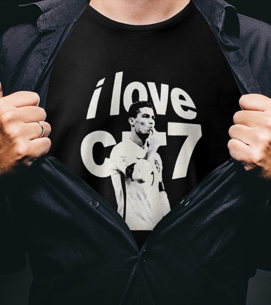 Cristiano Ronaldo I Love CR7 Image Al Nassr GOAT T-Shirt