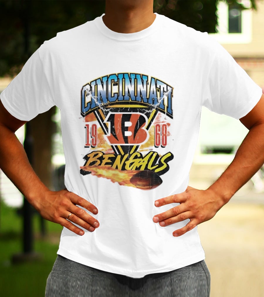 Cincinnati Bengals 1968 Flaming Football Vintage NFL T-Shirt