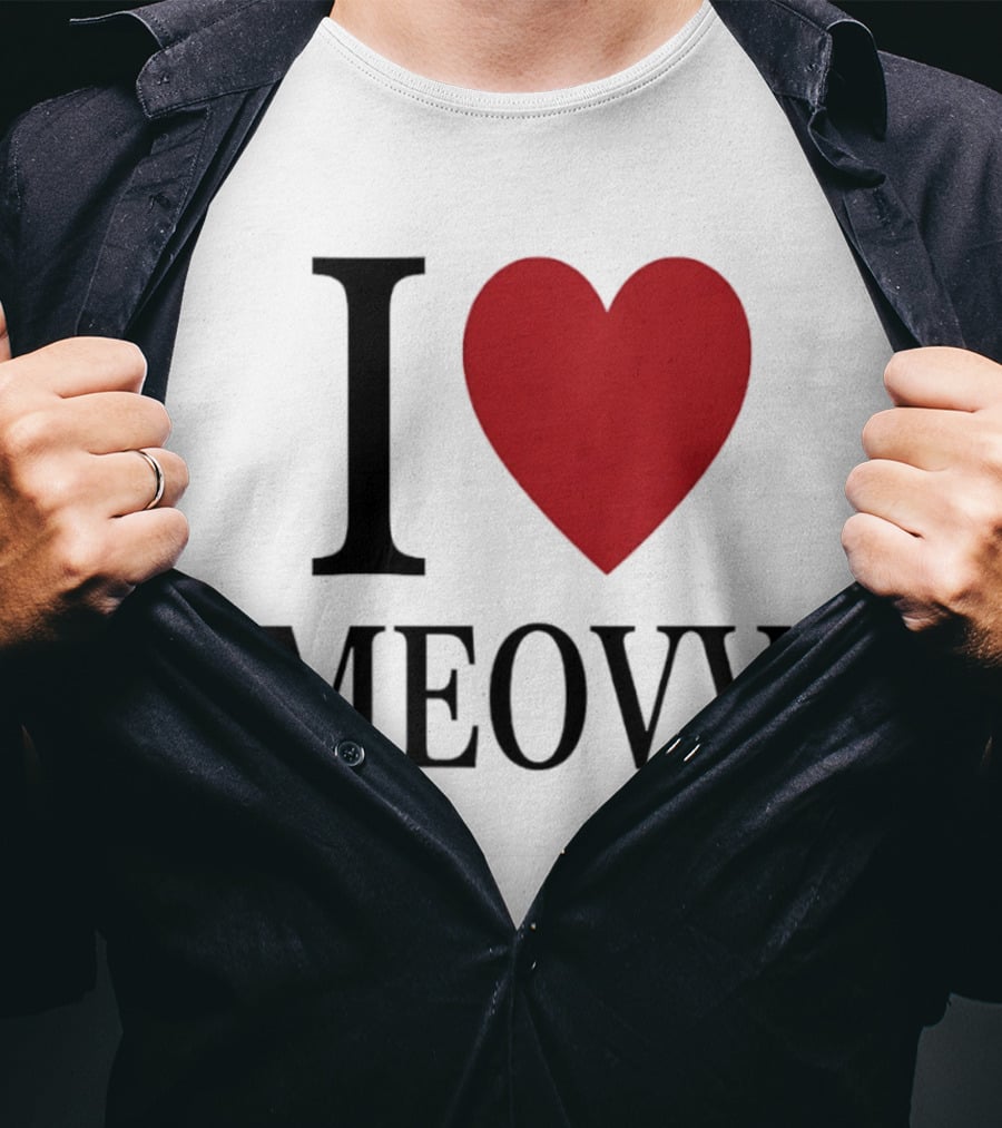 I Heart Meovv T-Shirt