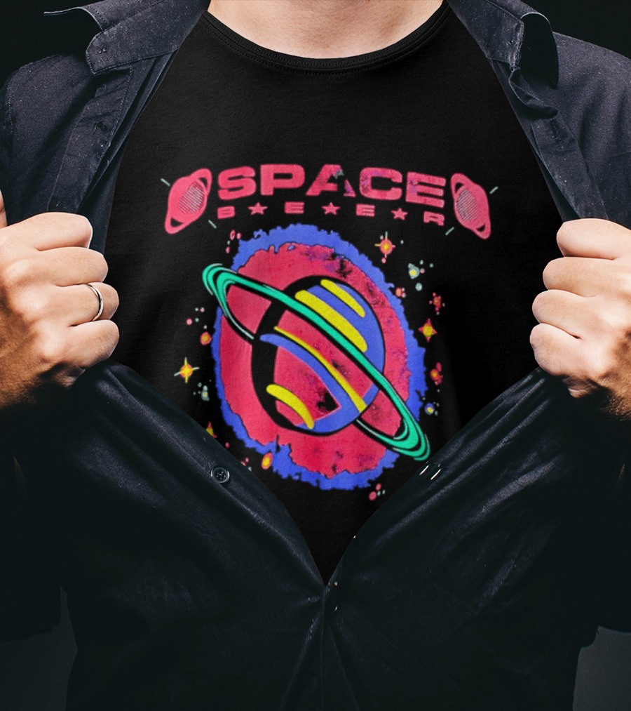 Space Baer Saturn Planet Cosmic Stars Aesthetic Universe 2026 T-Shirt