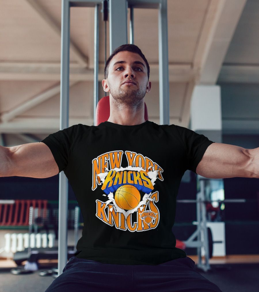 New York Knicks Bursting Basketball Knicks T-Shirt