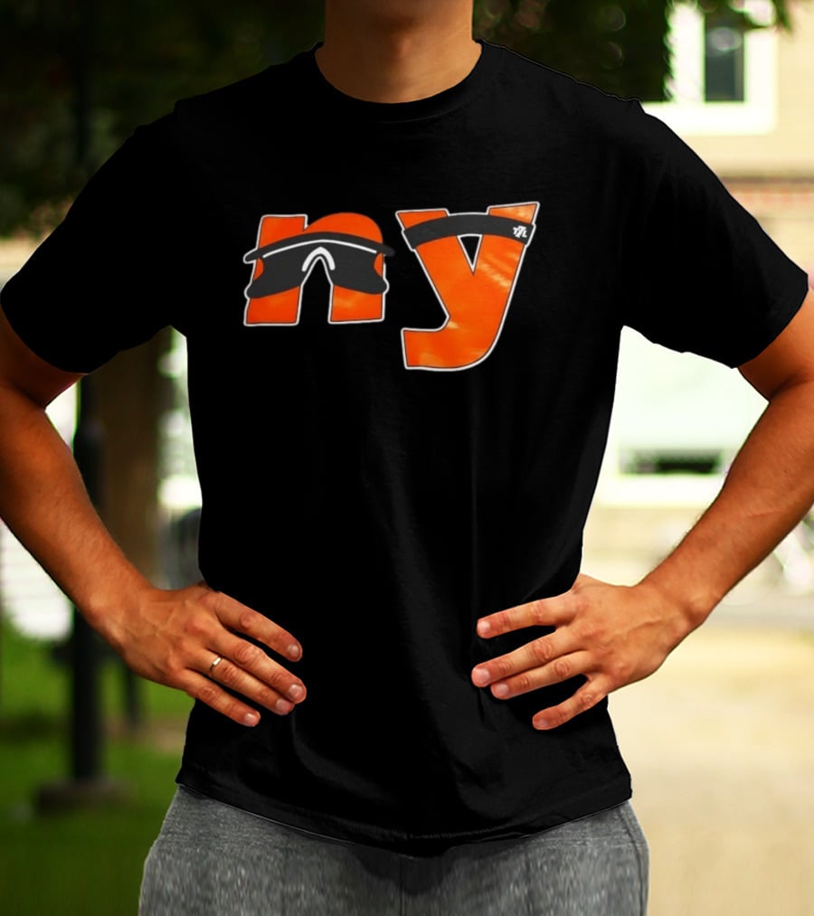 Carmelo Anthony New York Knicks NY Iconic Look T-Shirt