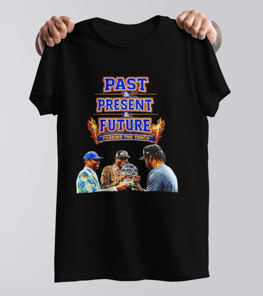 New York Knicks Past Present Future Passing The Torch Walt Frazier Patrick Ewing Jalen Brunson T-Shirt