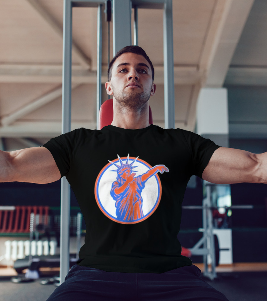 Statue Of Liber3 New York Knicks Basketball Circle T-Shirt