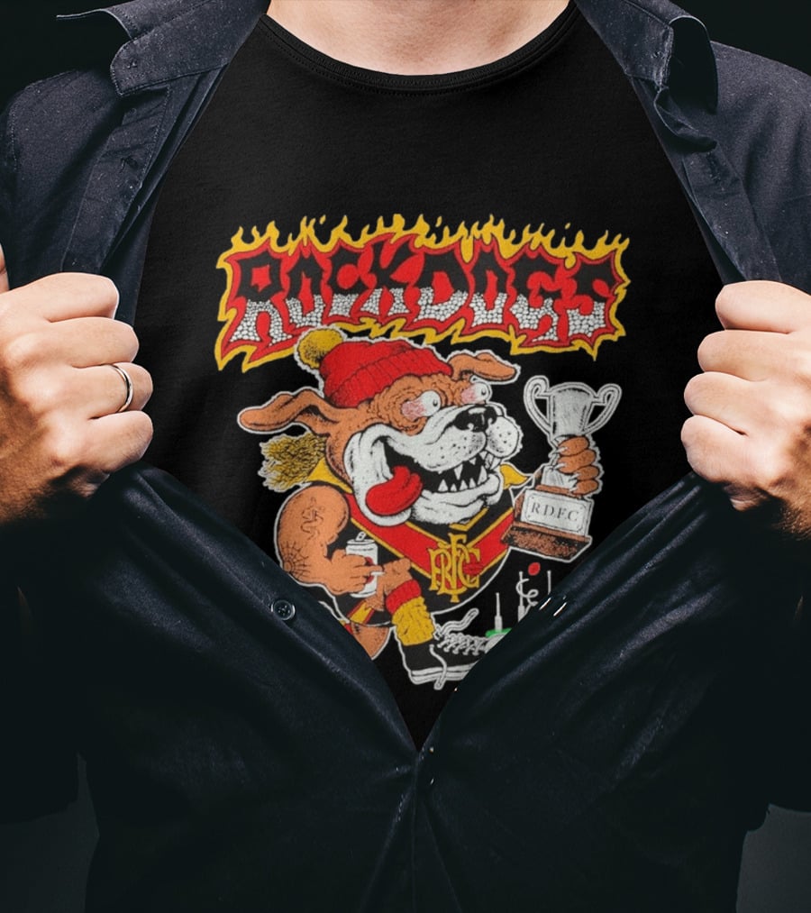 ROCKDOGS Bulldog RDFC Trophy Holder In Beanie And Sneakers T-Shirt