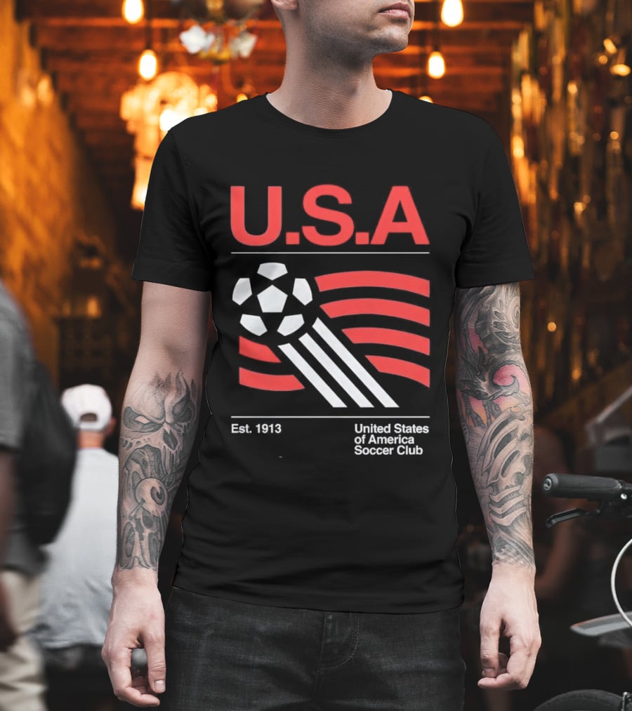 U.S.A. Est. 1913 United States Soccer Club Ball Flag T-Shirt
