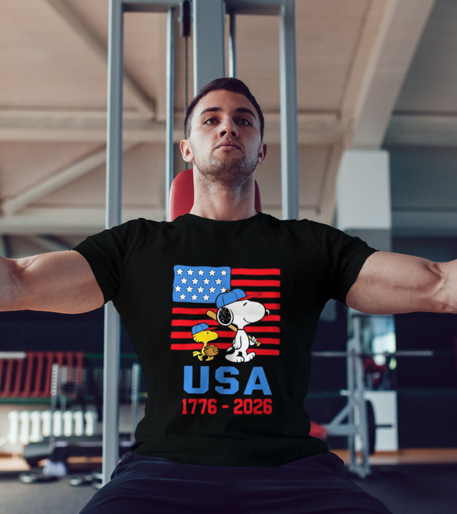 Snoopy Woodstock Peanuts USA Baseball American Flag 1776 2026 T-Shirt