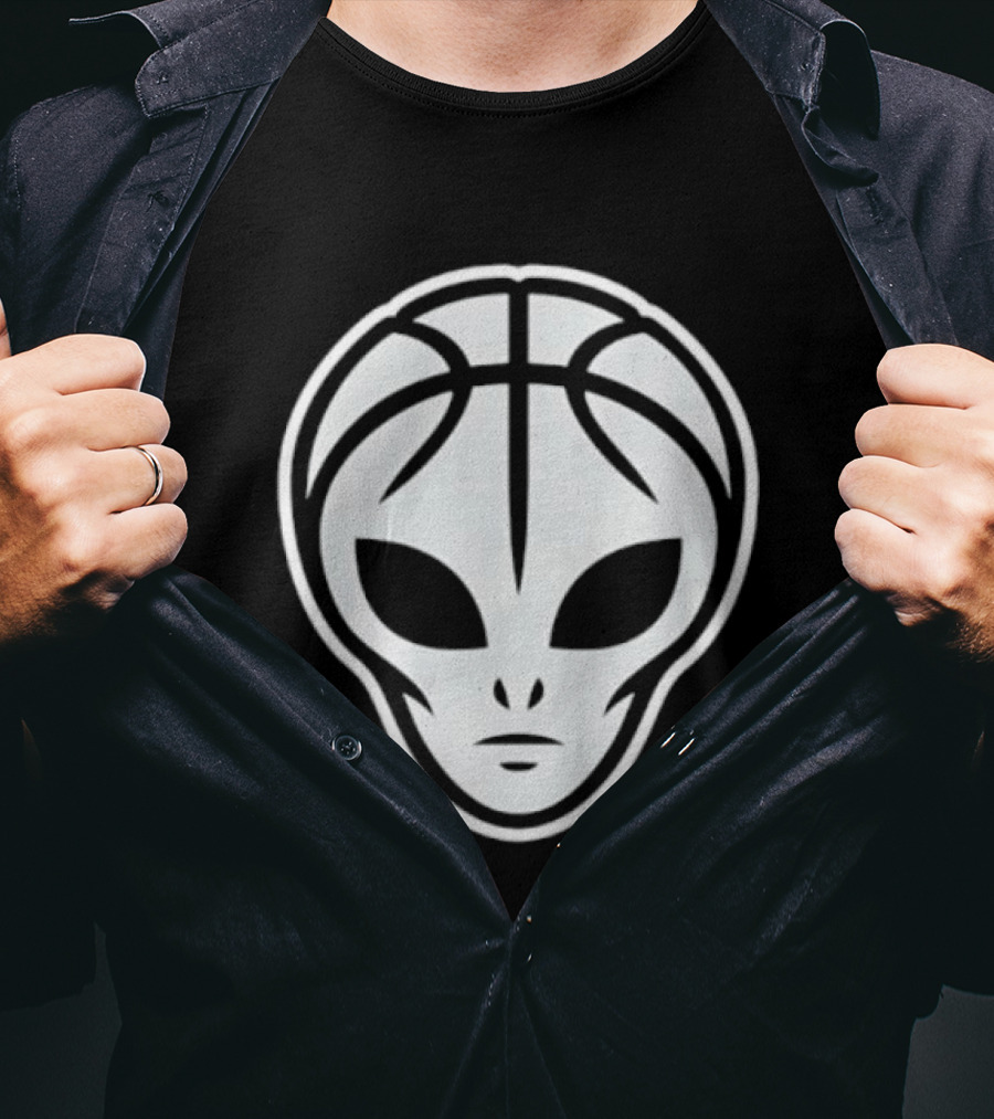 San Antonio Spurs Wemby Basketball Alien Face T-Shirt