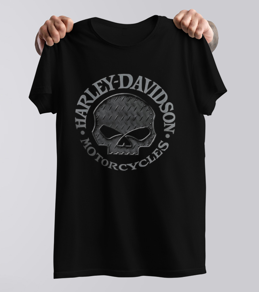 Harley Davidson Motorcycles Skull Design Wisconsin Oconomowoc WI 2 Sided T-Shirt