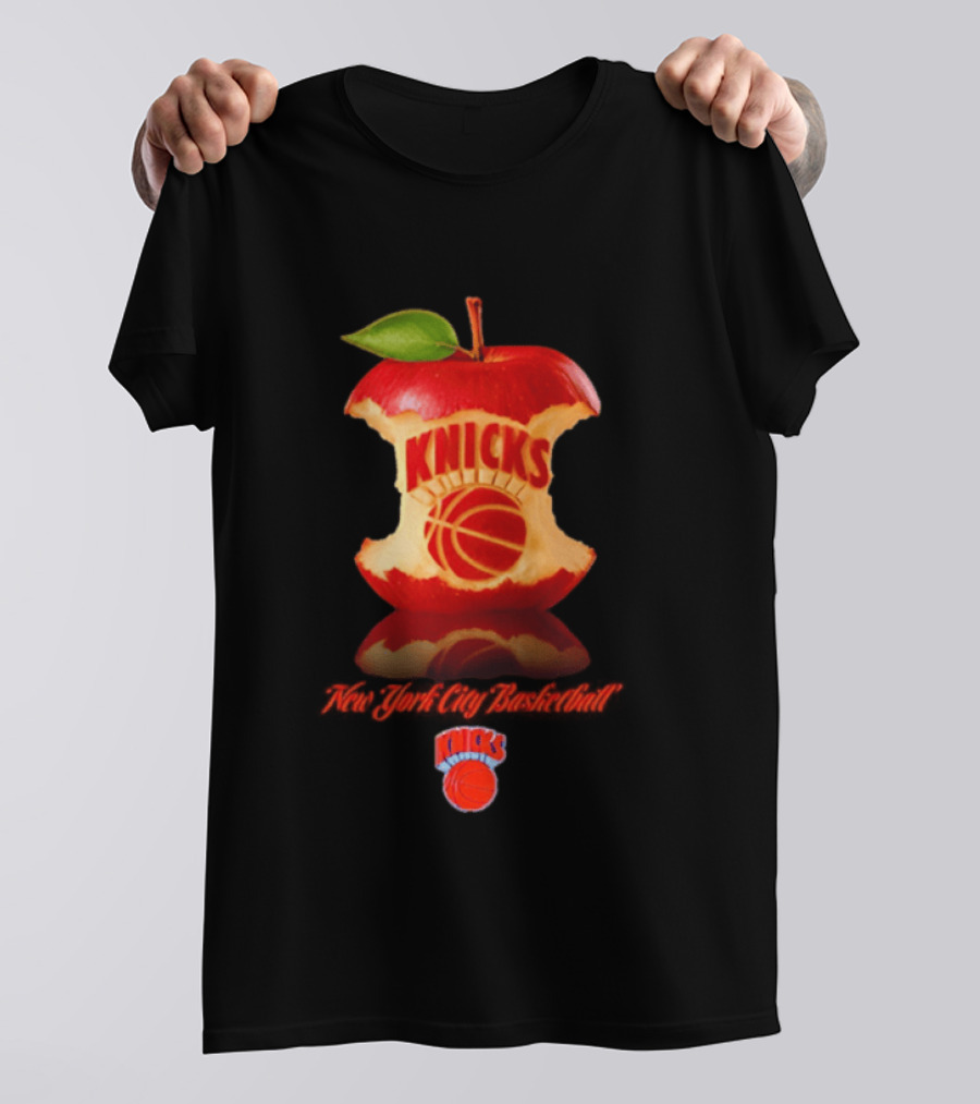 Knicks New York City Basketball Court Apple T-Shirt