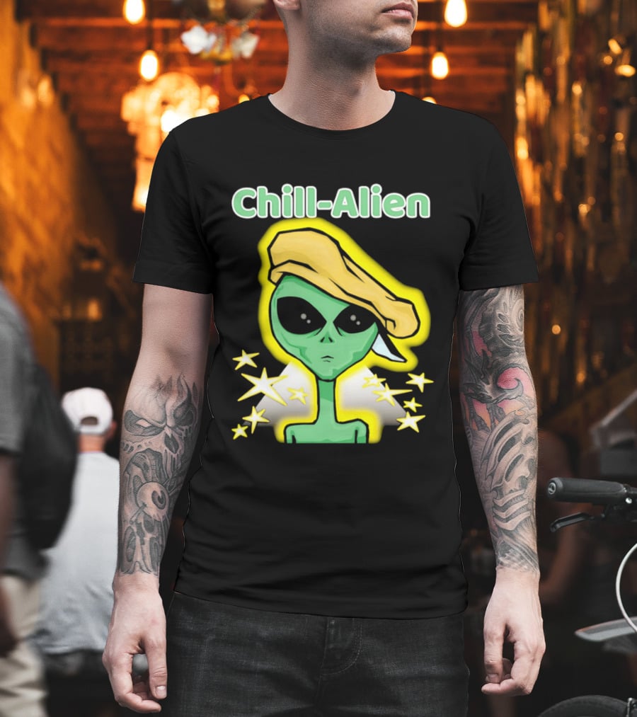 Chill Alien Beret Hat Stars Glow T-Shirt